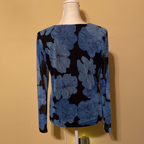 Casual Corner blouse - Picture 7 of 14